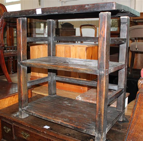 Filipino 3 tier  display table